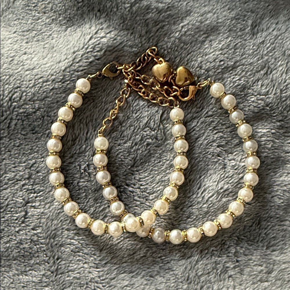 Elegant Pearl Ankle Bracelet with Gold Accents